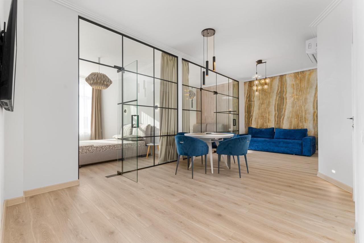 Sea Symphony 3-Bedrooms Apartment Odesa Exterior photo